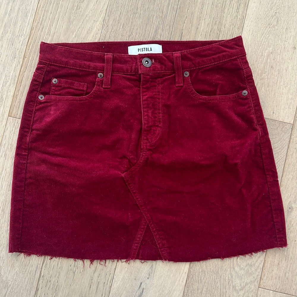 Pistola corduroy burgundy skirt. Size small. Never worn!